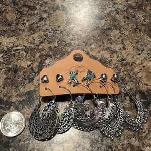 6 pr of earrings NEW